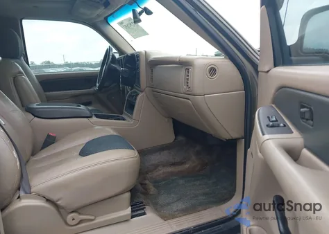 2003 Chevrolet Avalanche 1500 z USA, uszkodzony, nr VIN 3GNEC13T13G237936